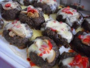 mantarli-sandal-kofte