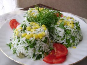 renkli-pirinc-salatasi
