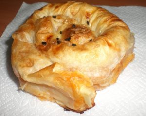 sebzeli-gul-boregi