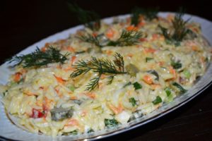 arpa-sehriye-salatasi