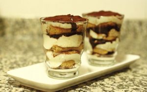 bardakta-tiramisu