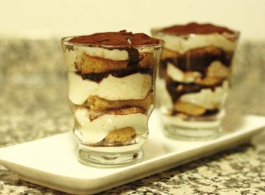 Bardakta Tiramisu Tarifi – Sütlü Tatlı Tarifleri