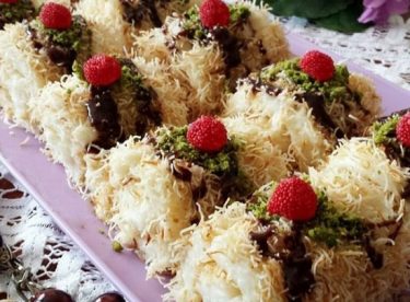 Kadayıflı Tavuk Göğsü Sarması Tarifi – Sütlü Tatlı Tarifleri