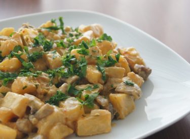 Kremalı Mantarlı Patates Tarifi – Sebze Yemekleri