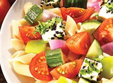 Makarnalı Çoban Salata Tarifi – Salata Tarifleri