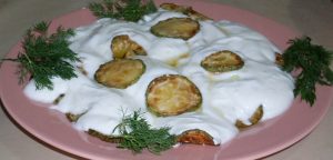 yogurtlu-kabak-kizartmasi-tarifi-sebze-yemekleri