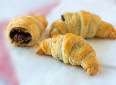 Çikolatalı Milföy Tarifi – Hamur İşi Tarifleri
