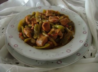 Etli Taze Fasulye Tarifi – Sebze Yemekleri