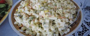kolay-makarna-salatasi-tarifi-salata-tarifleri