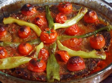 Tepsi Kebabı Tarifi – Ana Yemek Tarifleri