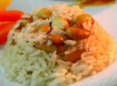 Bademli Pirinç Pilavı Tarifi – Pilav Tarifleri