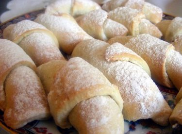 Az Malzemeli Elmalı Pastane Kurabiyesi Tarifi