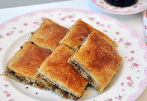 denenmis-kiymali-borek-tarifi