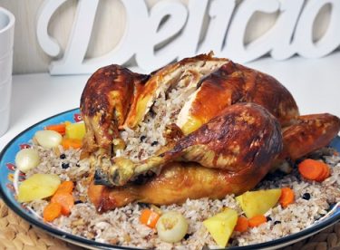 İç Pilavlı Tavuk Dolma Tarifi