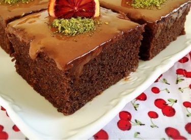 Portakallı Çikolatalı Islak Kek Tarifi