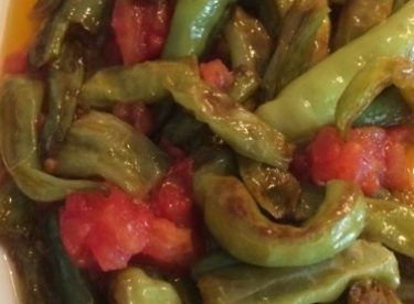 Biber Kavurması Tarifi – Zeytinyağlı Tarifler