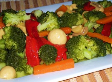 Kolay Brokoli Salatası Tarifi